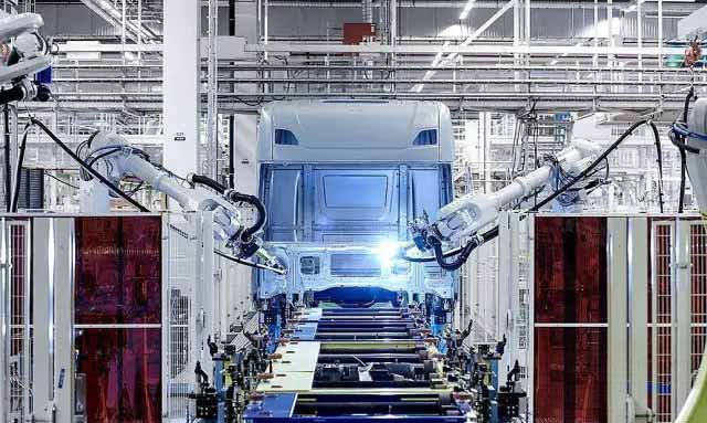 探秘斯堪尼亞未來(lái)駕駛室工廠 中國(guó)重型車網(wǎng)--傳播卡車文化 關(guān)注卡車生活